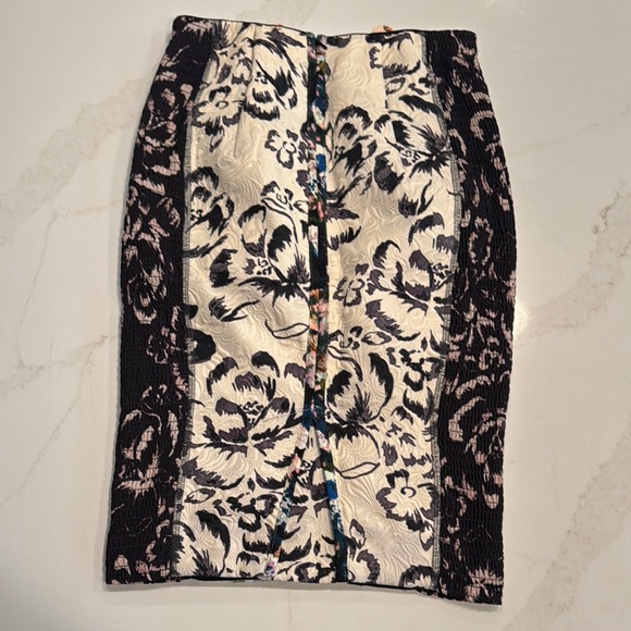 Byron Lars Orange and Blue Embellished Pencil Skirt - Picture 2 of 3